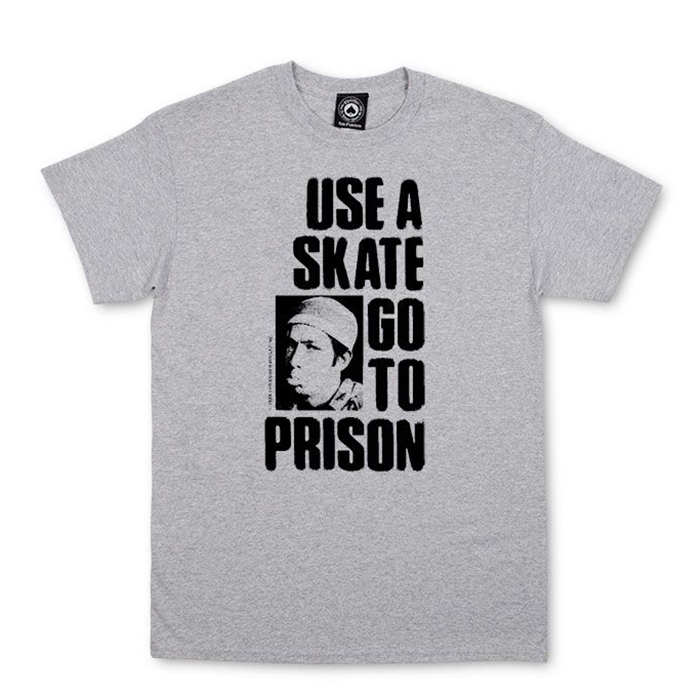 THRASHER - スラッシャー "USE A SKATE GO TO PRISON" S/S Tシャツ