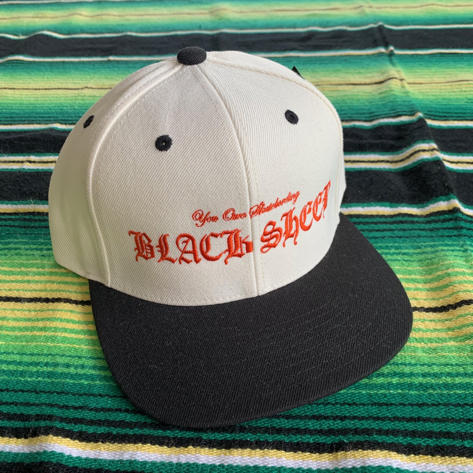 BLACK SHEEP SKATES - ブラックシープ "OLD E" CAP (WHITE/BLACK)